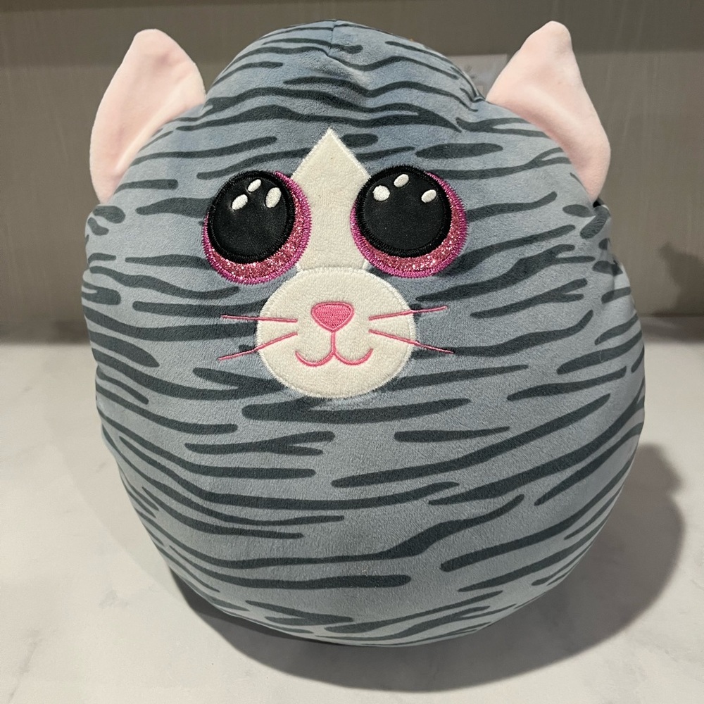 Beanie baby Kiki the Cat squish a boo